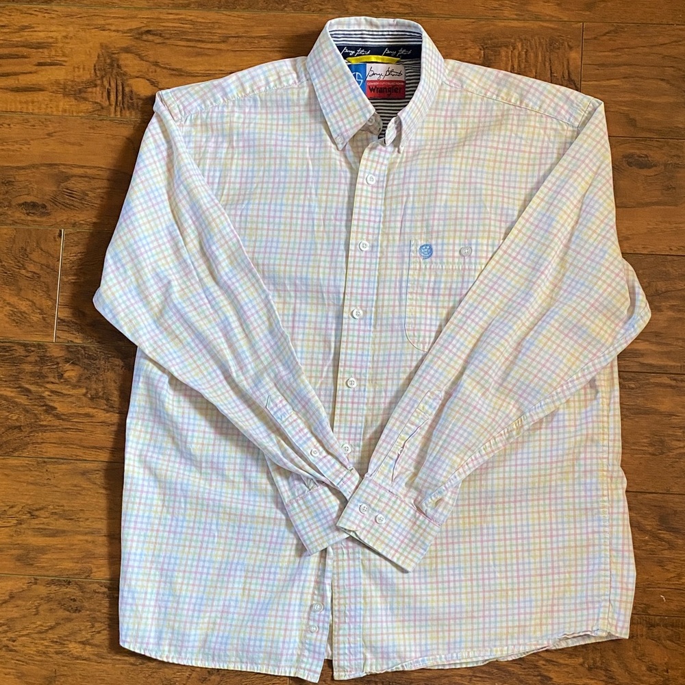 Wrangler Men's button down Pastel Plaid Shirt